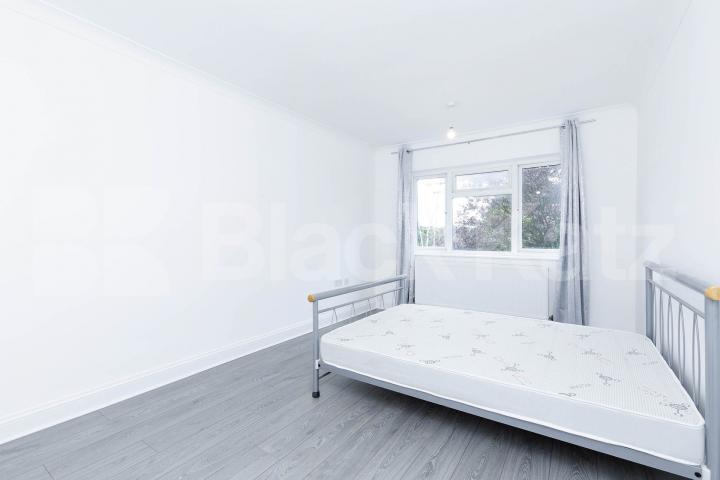 newly renovated 4 bedroom Family home located only minutes to Arnos Grove   Dale Green Road, Arnos Grove